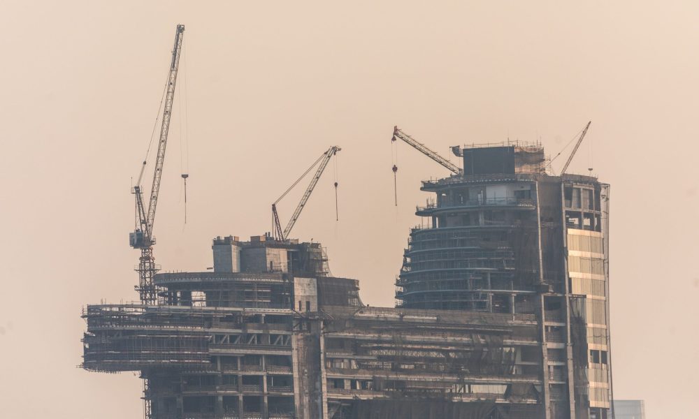 building-costruction-tall-dubai-marina-skyscrapers-uae (1)